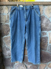 Load image into Gallery viewer, 38| Carhartt carpenter Jeans
