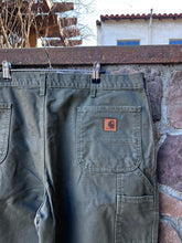 Load image into Gallery viewer, 42|Olive Green Carhartt Pants
