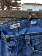 Load image into Gallery viewer, 40 | Mer Denim Jeans
