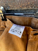 Load image into Gallery viewer, 31| Carhartt Pants
