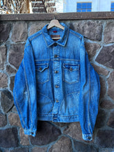 Load image into Gallery viewer, XXL|Guess Jean Jacket
