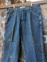 Load image into Gallery viewer, 36 | Lee&#39;s Denim Jeans
