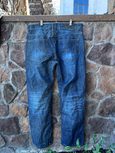 Load image into Gallery viewer, 38|Rocawear Jeans
