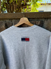 Load image into Gallery viewer, M| Tommy Hilfiger Crewneck
