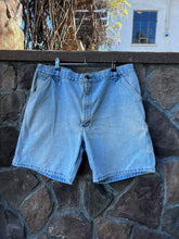 Load image into Gallery viewer, 38| Carhartt Jorts
