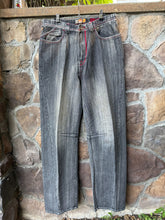 Load image into Gallery viewer, 32| Akademics Baggy Jeans
