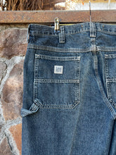 Load image into Gallery viewer, 36 | Lee&#39;s Denim Jeans
