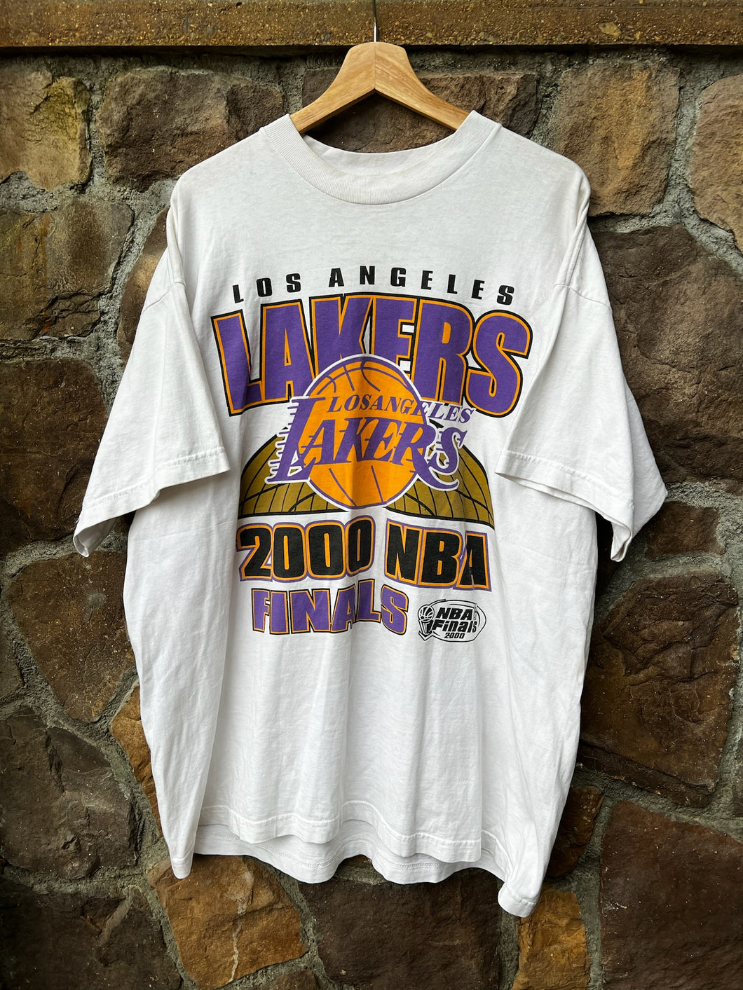 XL| 2000's Lakers Tee