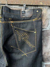 Load image into Gallery viewer, 38| Rocawear Baggy Black Jeans
