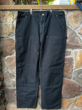 Load image into Gallery viewer, 42| Black Carhartt Double Knees
