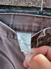 Load image into Gallery viewer, 38| Brown Carhartt Double Knees
