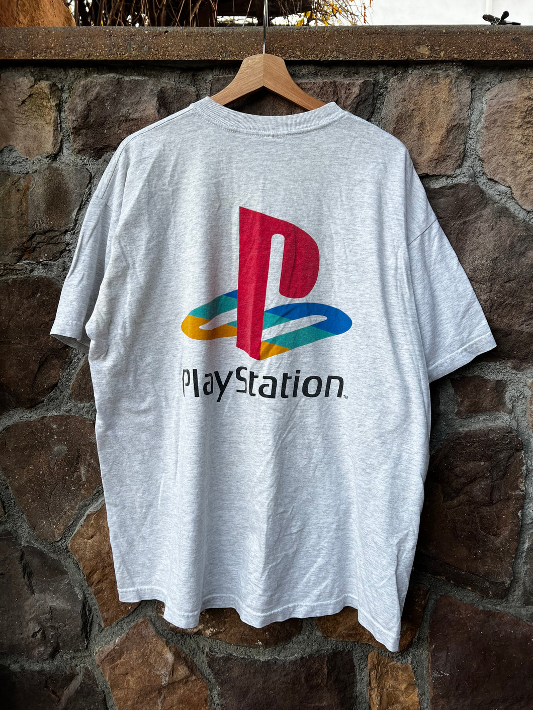 XL|PlayStation tee