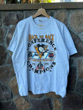 Load image into Gallery viewer, XL| Pittsburgh Penguins Tee
