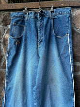 Load image into Gallery viewer, 40| Plugg Rave jeans
