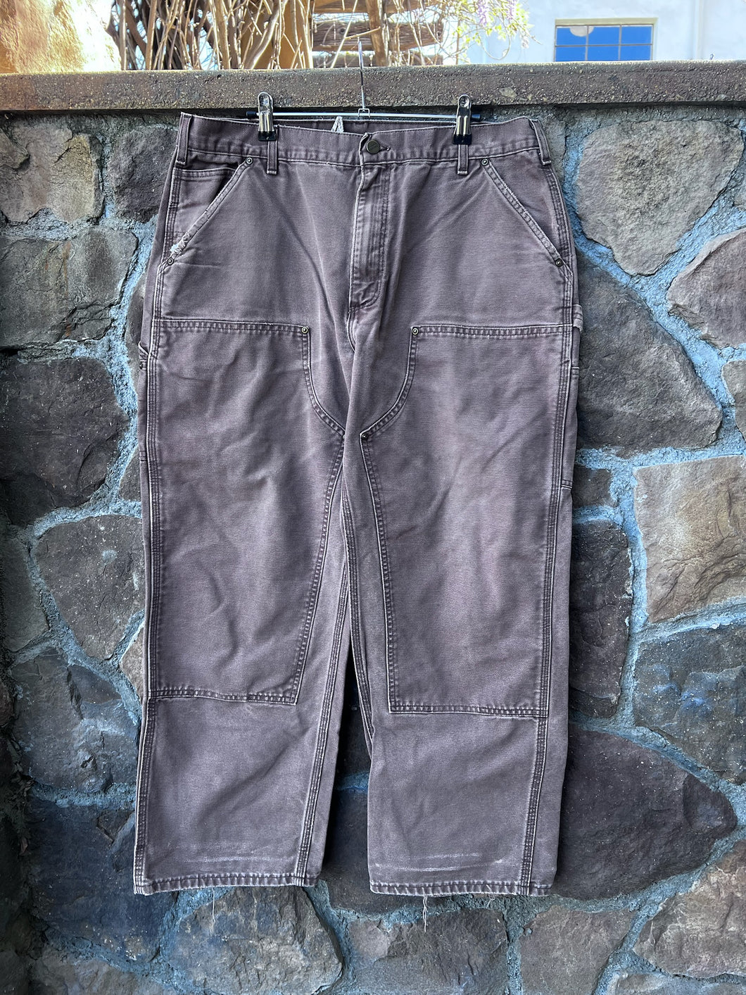 38| Brown Carhartt Double Knees