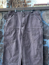 Load image into Gallery viewer, 38| Brown Carhartt Double Knees
