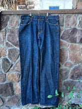 Load image into Gallery viewer, 36|Y2K Jeans
