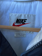 Load image into Gallery viewer, XL| Vintage Nike Jacket
